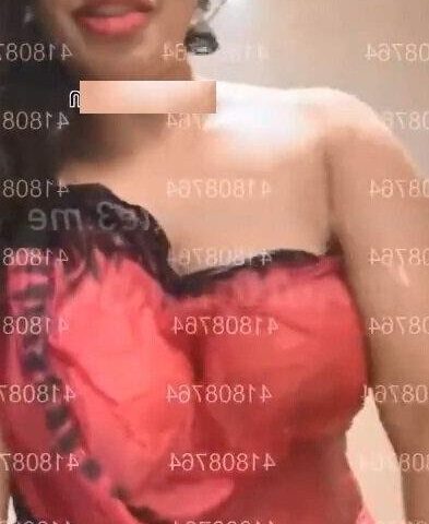 Aditi Mistry Nude – foto 5