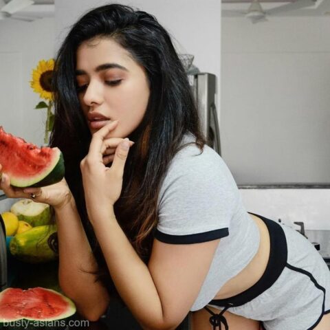 Ketika Sharma Nude – foto 81