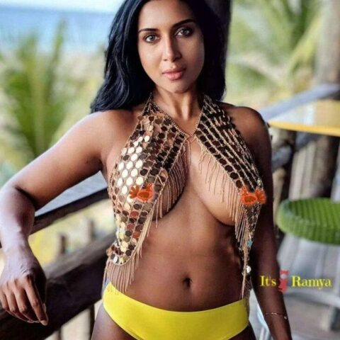 Ramya Inti Nude – foto 4